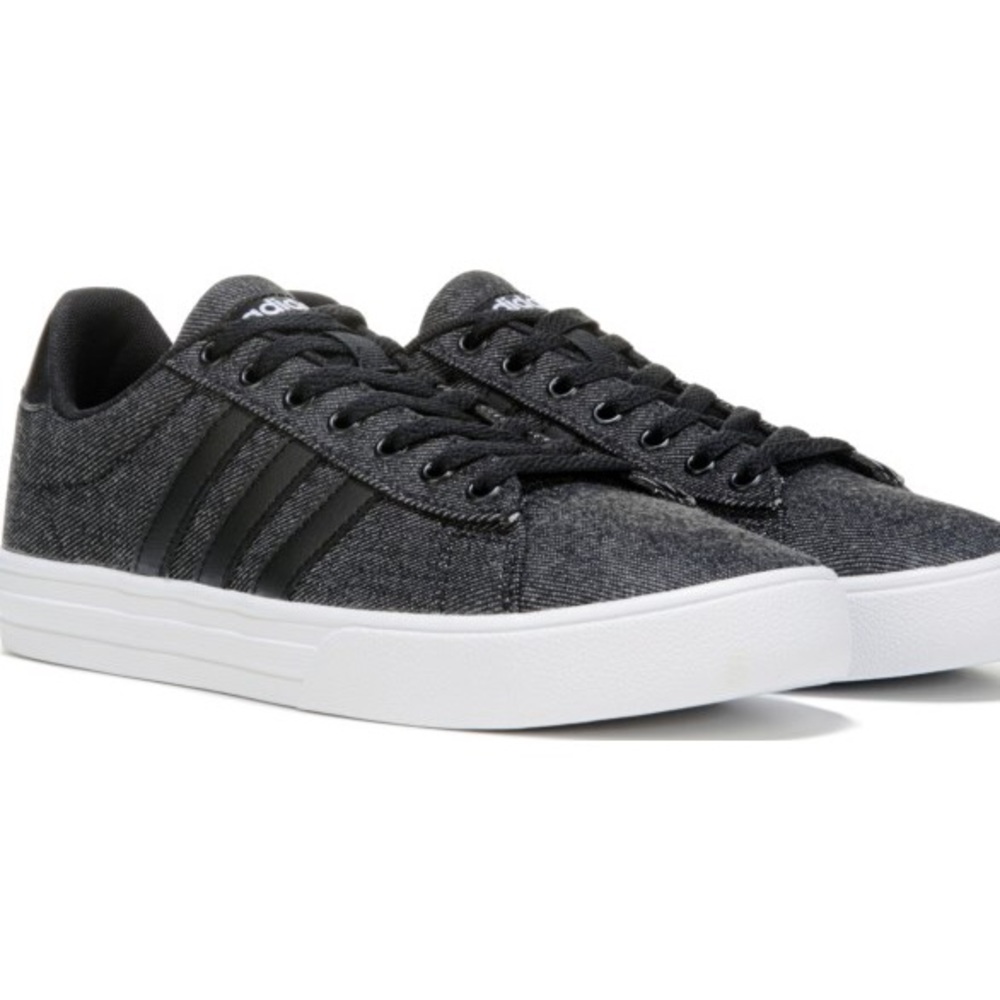 🚨NWT- Men’s Adidas Sz 11 Skateboarding Shoes🚨